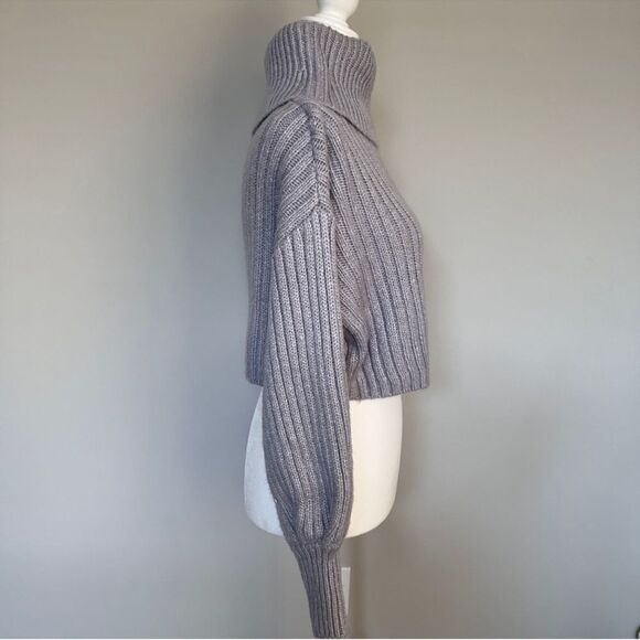 Urban Outfitters Mia Turtleneck Cropped Gray Sweater M - Picture 4 of 6